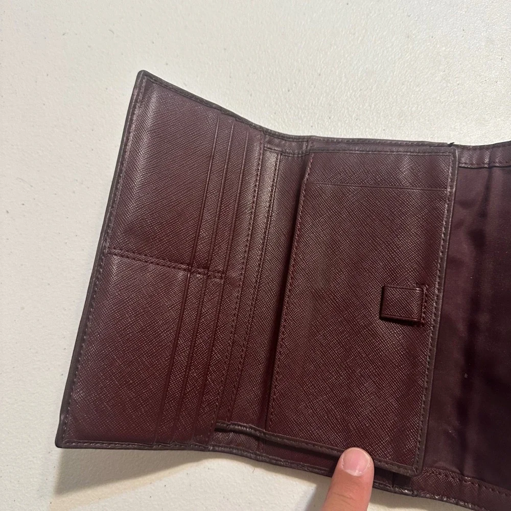Coach Wallet Womens Brown Signature‎ Jacquard Turnlock Trifold Zip Organizer